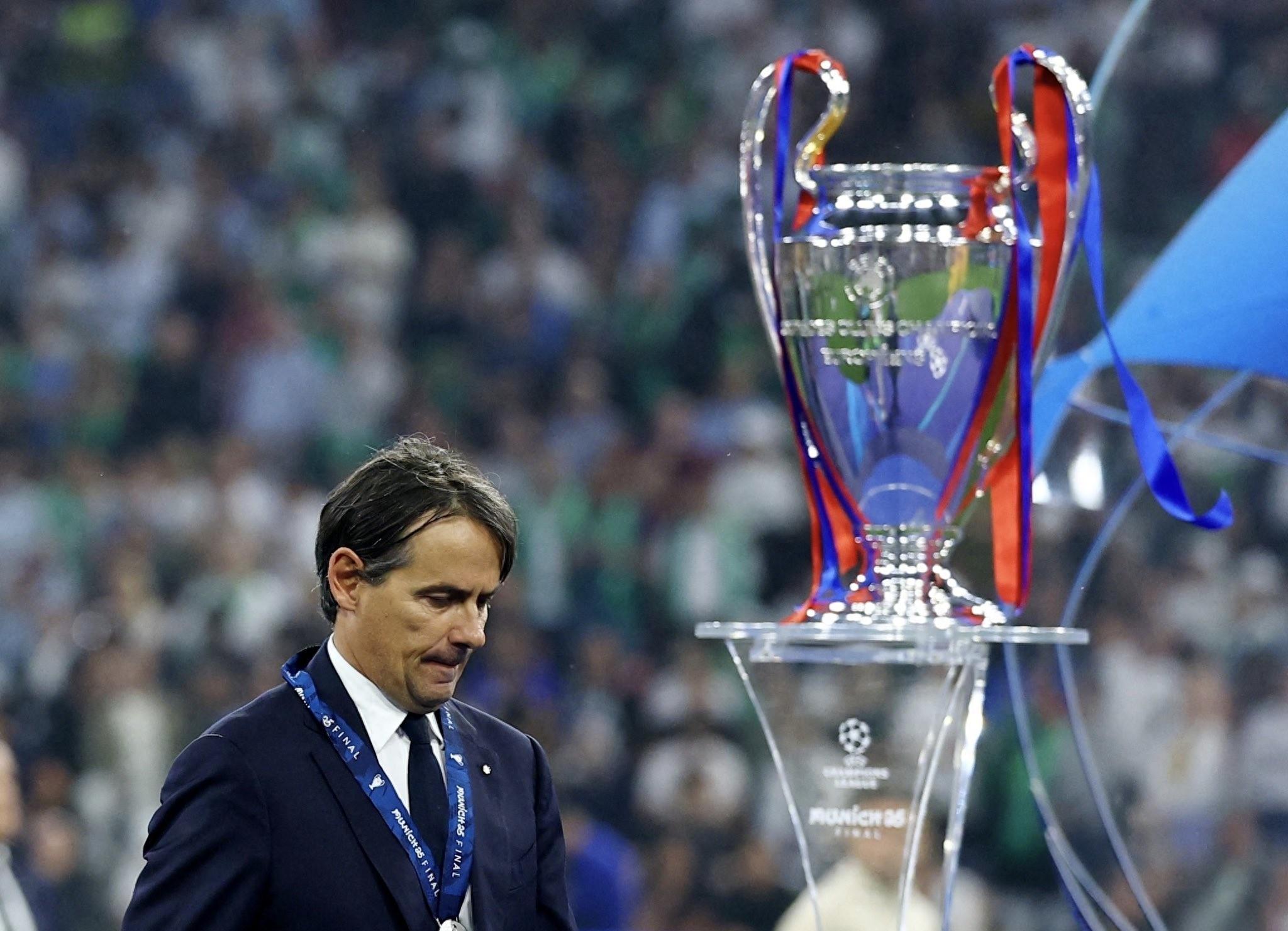 开元棋牌官网-AC米兰迎荷甲关键赛，关键时刻单刀错失，质疑声仍在，数据趋势出现新变化(荷甲2024至2025积分榜)